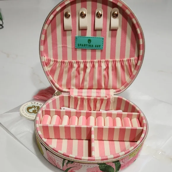 Travel Jewelry Case - Picture 2 of 7